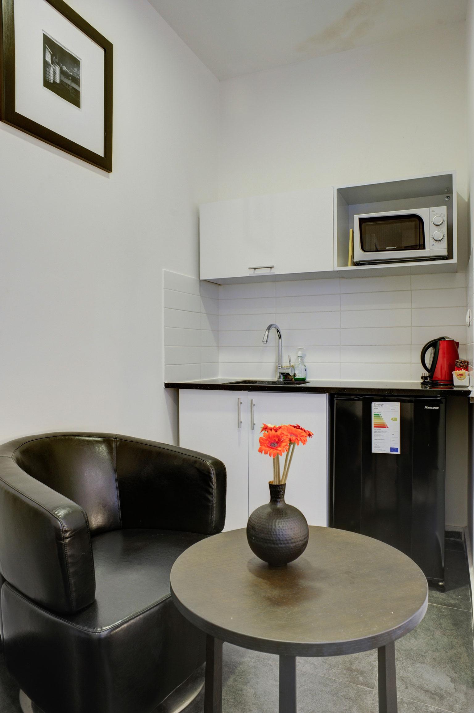 Geula Suites By Raphael Hotels Тел Авив Екстериор снимка