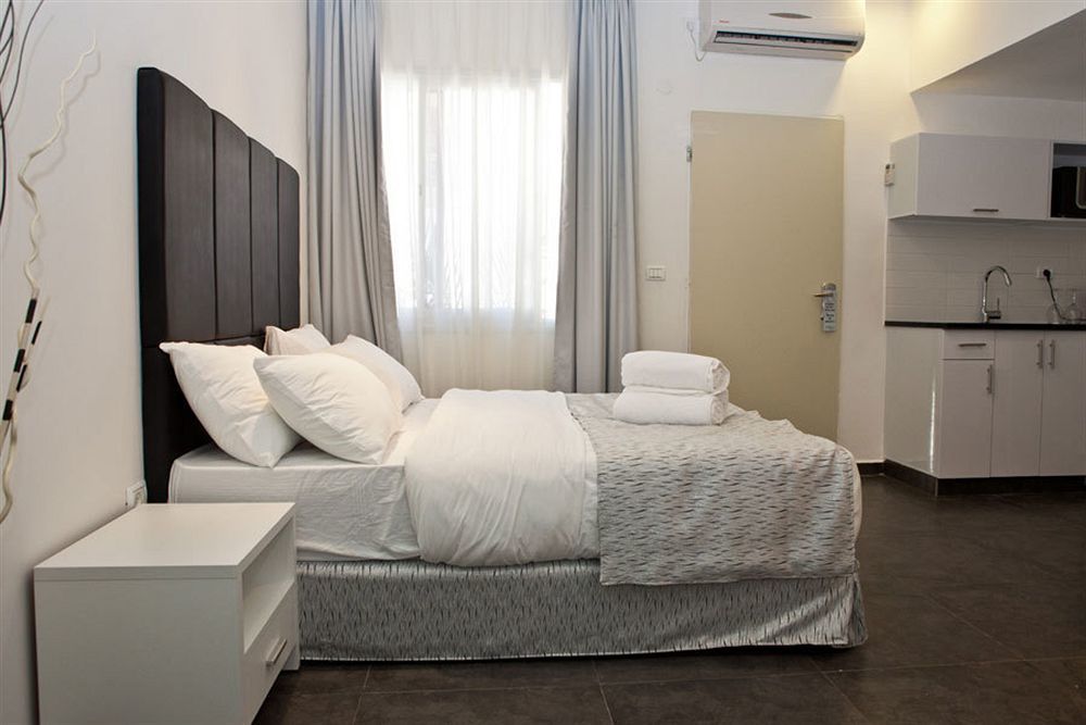 Geula Suites By Raphael Hotels Тел Авив Екстериор снимка